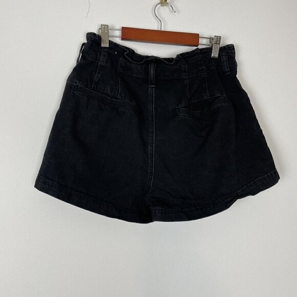 American Eagle Woman’s Pleated Mom Shorts Black High Rise Size 8 - Picture 4 of 7